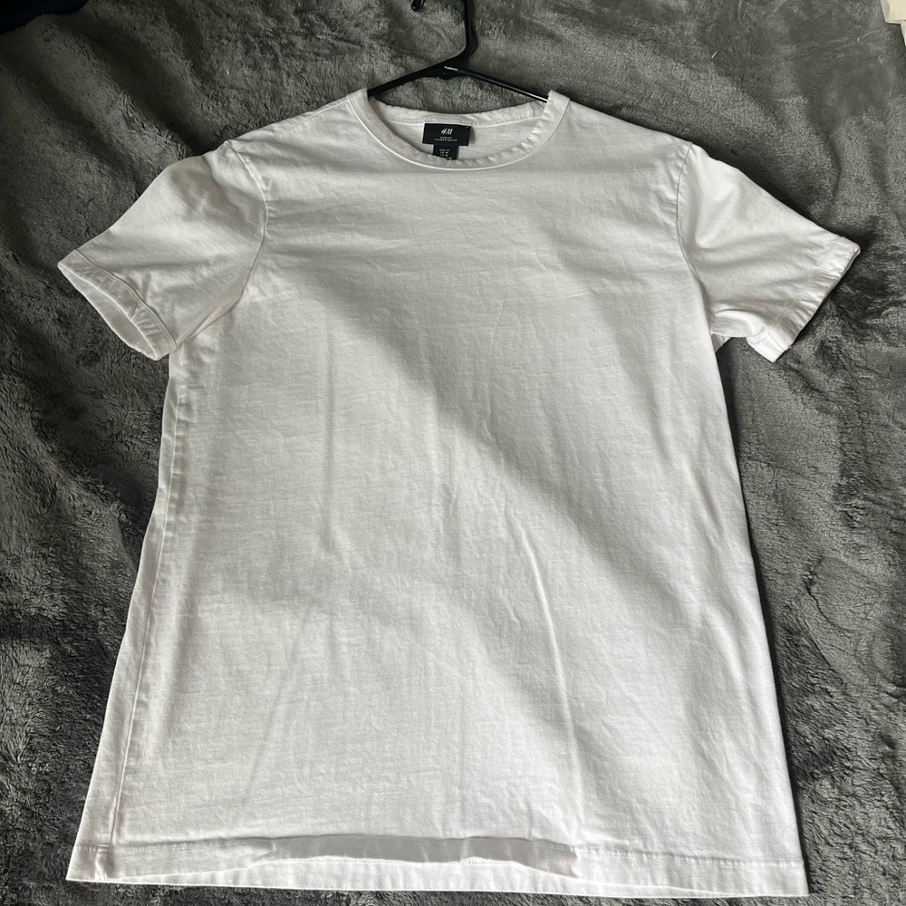 All White H&M Slim Fit Teeshirt